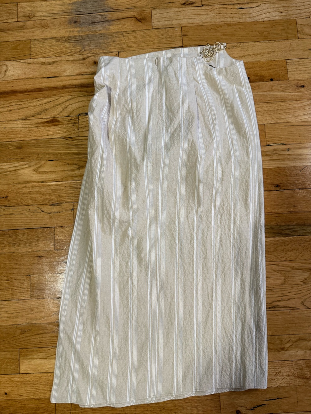 Zara Striped Skirt with Gold Chain - Size L
